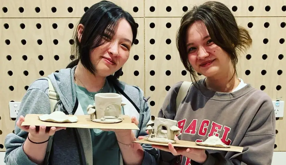 Make a Cute Cat Vessel Together thumbnail