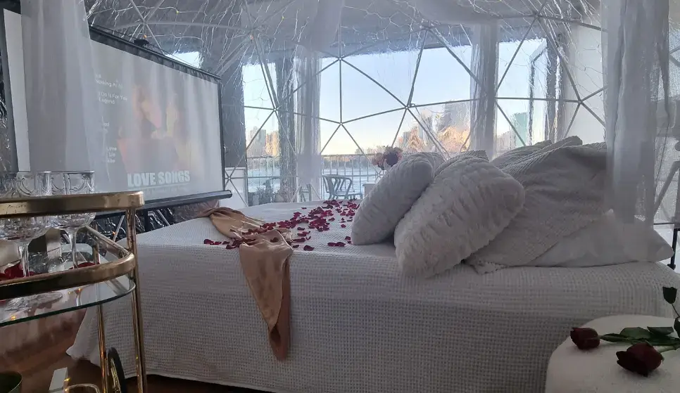 Watch a Movie Under The Stars in a Private Igloo thumbnail