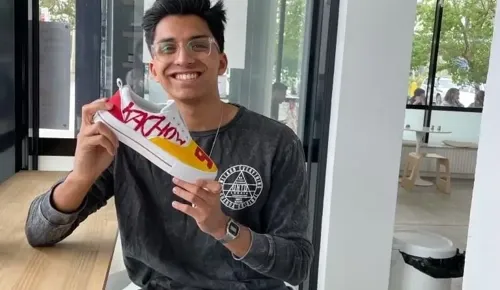 Paint Your Own Custom Kicks Together thumbnail