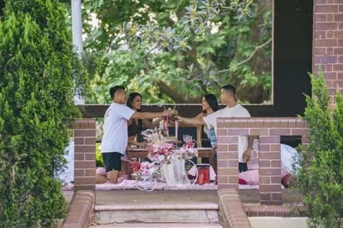 Fully Curated Luxury Picnic thumbnail