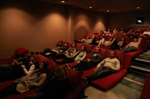 Dinner and a Movie, Bohemian Style! thumbnail